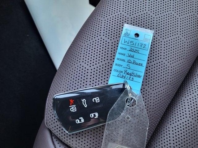 2025 Volkswagen ID. Buzz Pro S