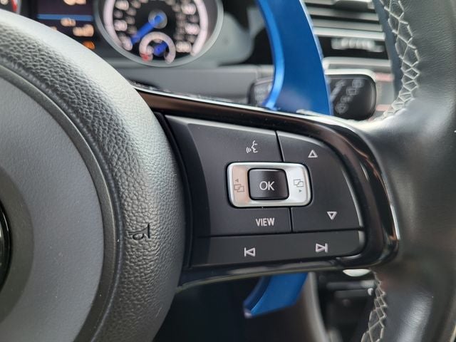 2017 Volkswagen Golf R DCC & Navigation 4Motion