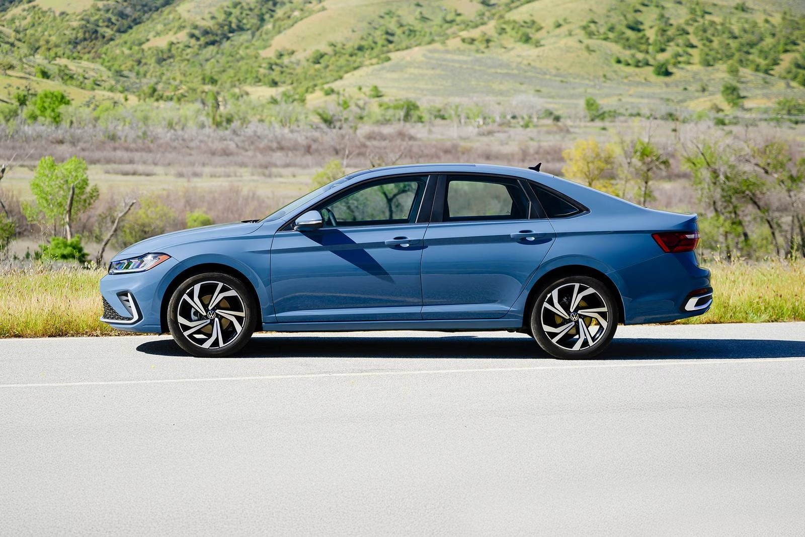 Volkswagen Jetta Check Engine Light Flashing vs Solid